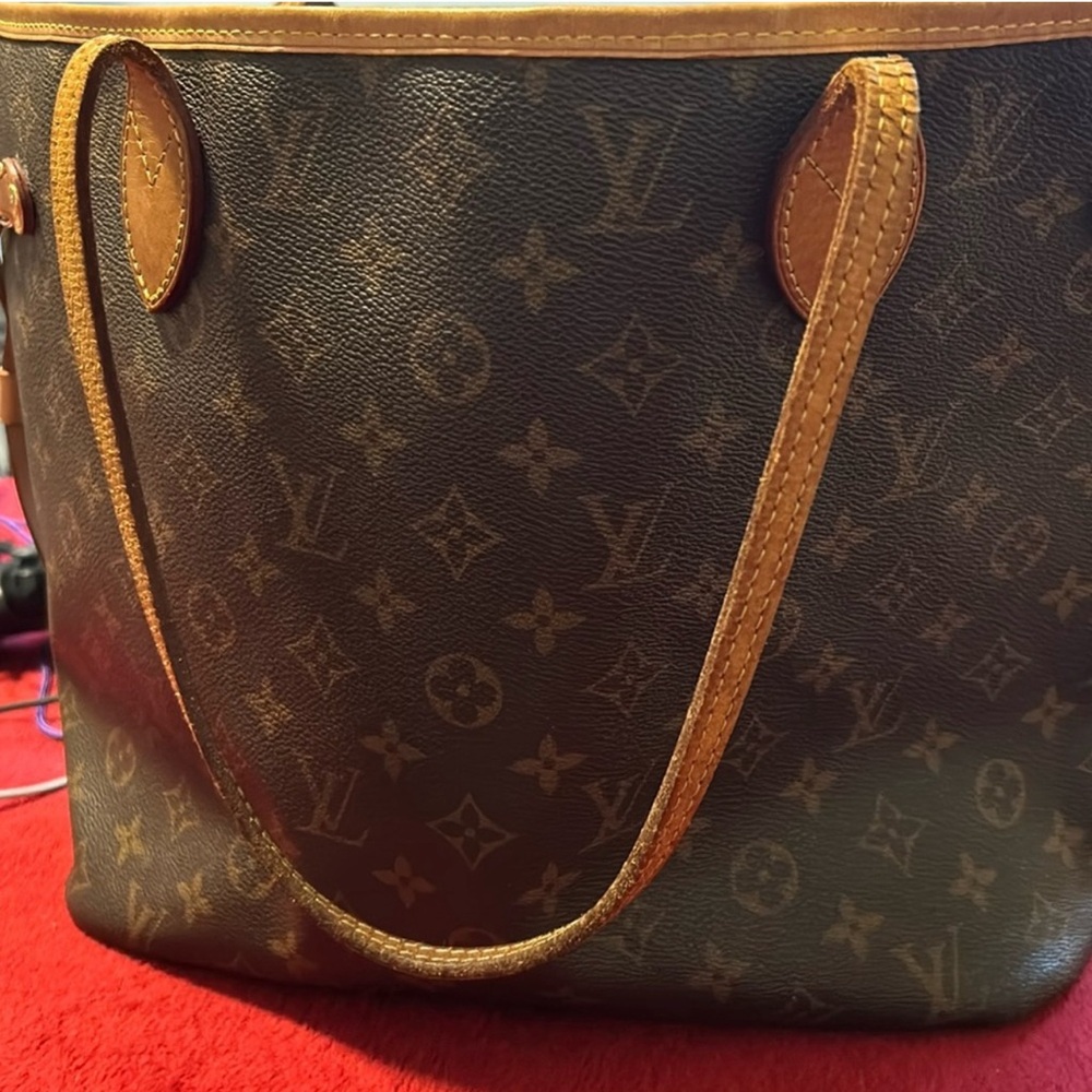 Louis Vuitton Neverfull MM